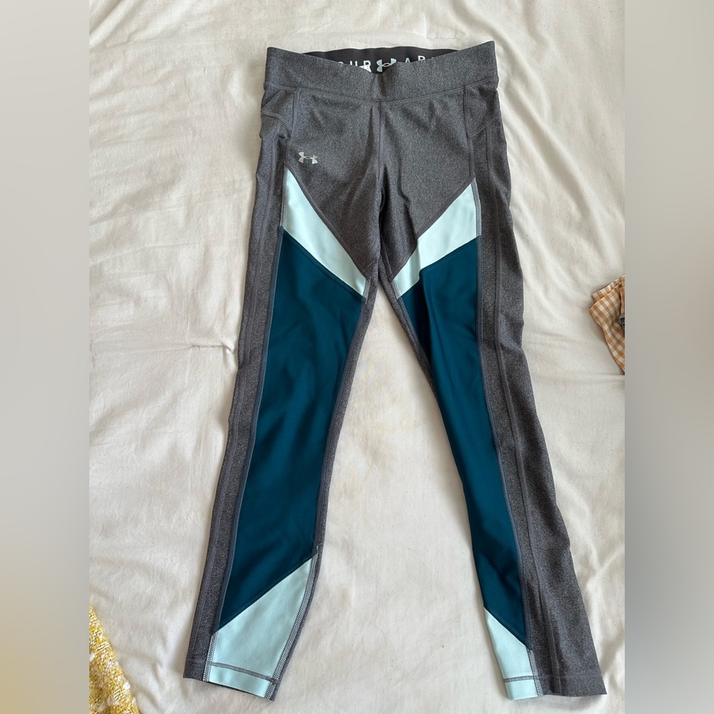 Athletic leggings